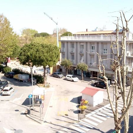 Hotel Venezia Beach San Mauro Mare Exterior foto