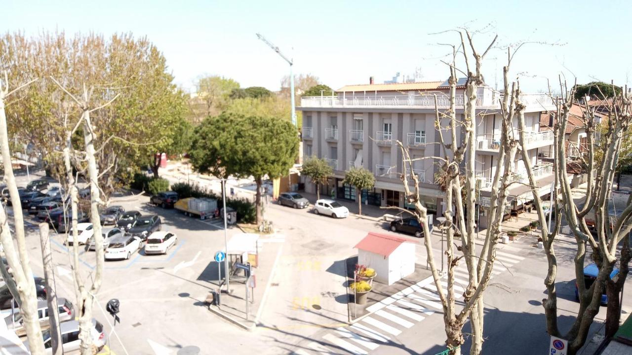 Hotel Venezia Beach San Mauro Mare Exterior foto